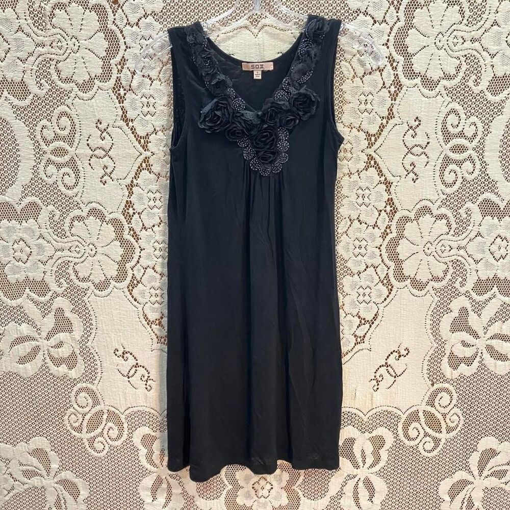 SD II Gothic Rayon Long Black Soft Tank Top with Floral Appliqués on V-neckline